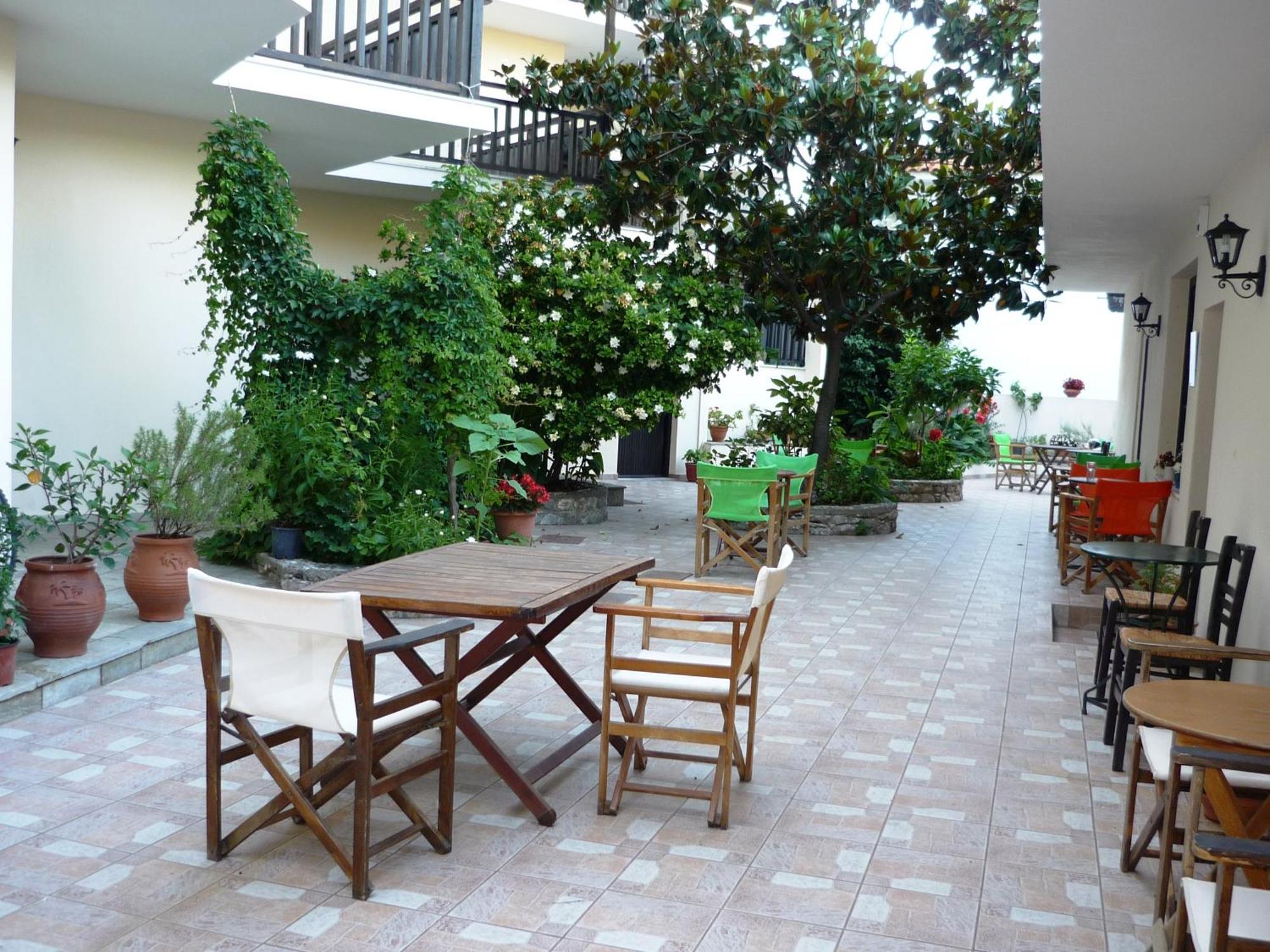 Hotel Votsala Chorefton Bagian luar foto