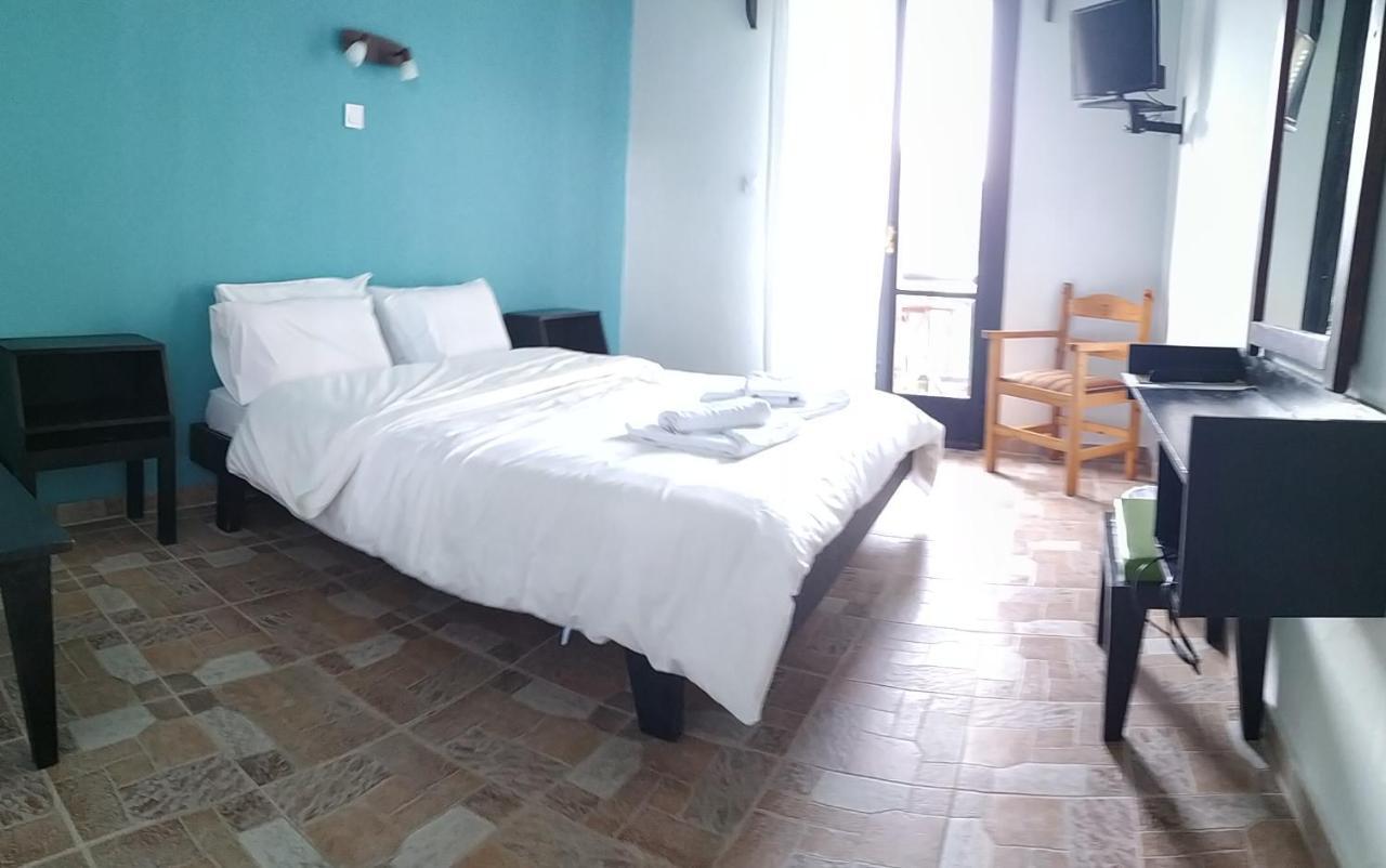 Hotel Votsala Chorefton Bagian luar foto